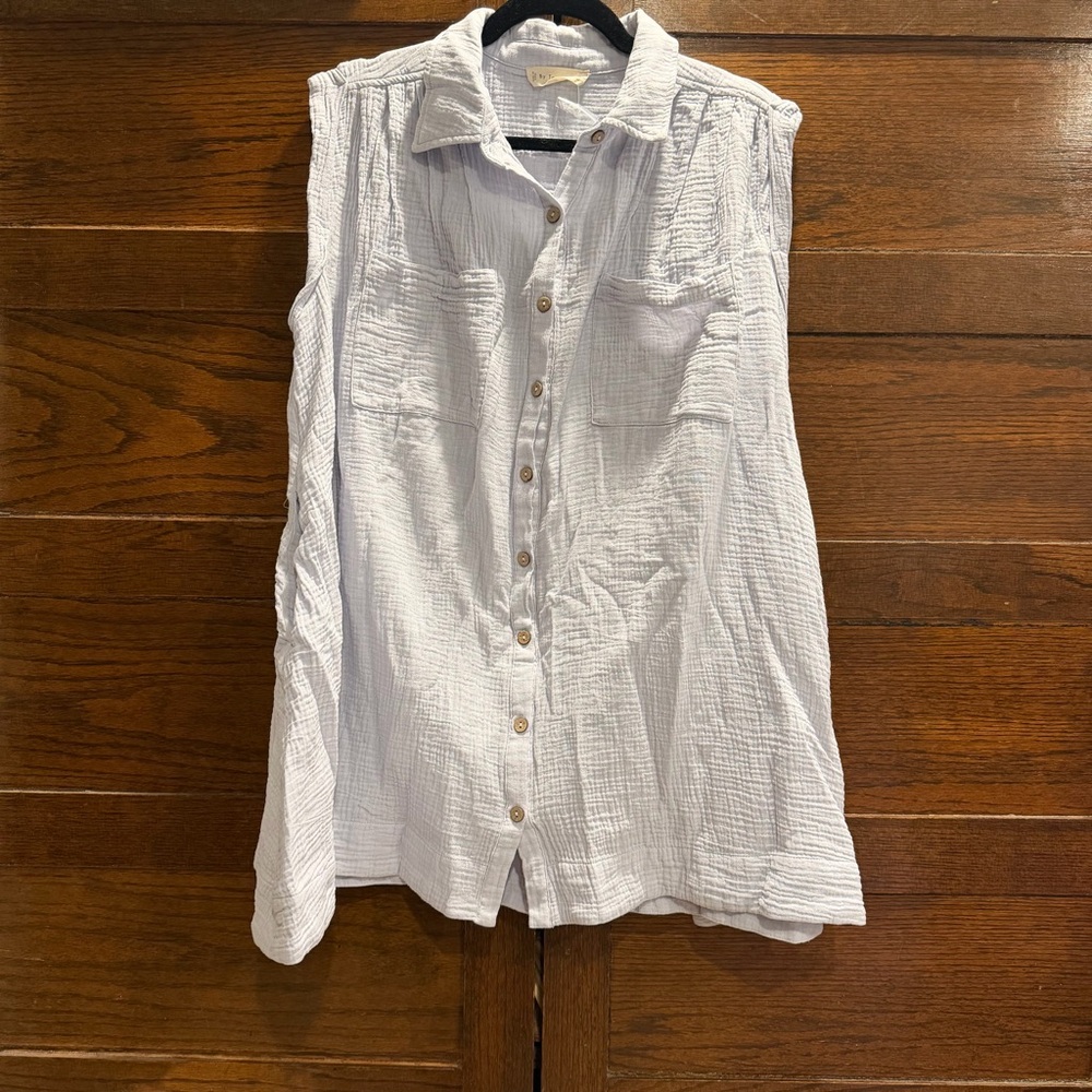 By Together Small light blue Sleeveless tunic top shirt button up NEW cotton